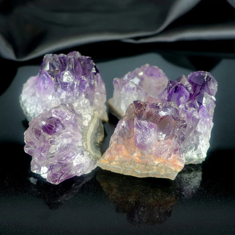 Natural Amethyst Geode Quartz Crystal Point – Healing Mineral Stone for Energy & Home Decor (30–50mm)