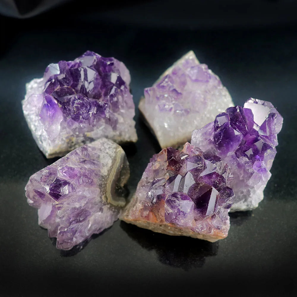 Natural Amethyst Geode Quartz Crystal Point – Healing Mineral Stone for Energy & Home Decor (30–50mm)