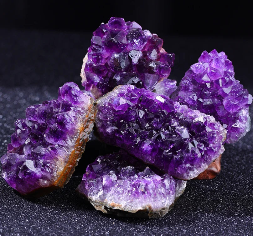 Natural Amethyst Geode Quartz Crystal Point – Healing Mineral Stone for Energy & Home Decor (30–50mm)