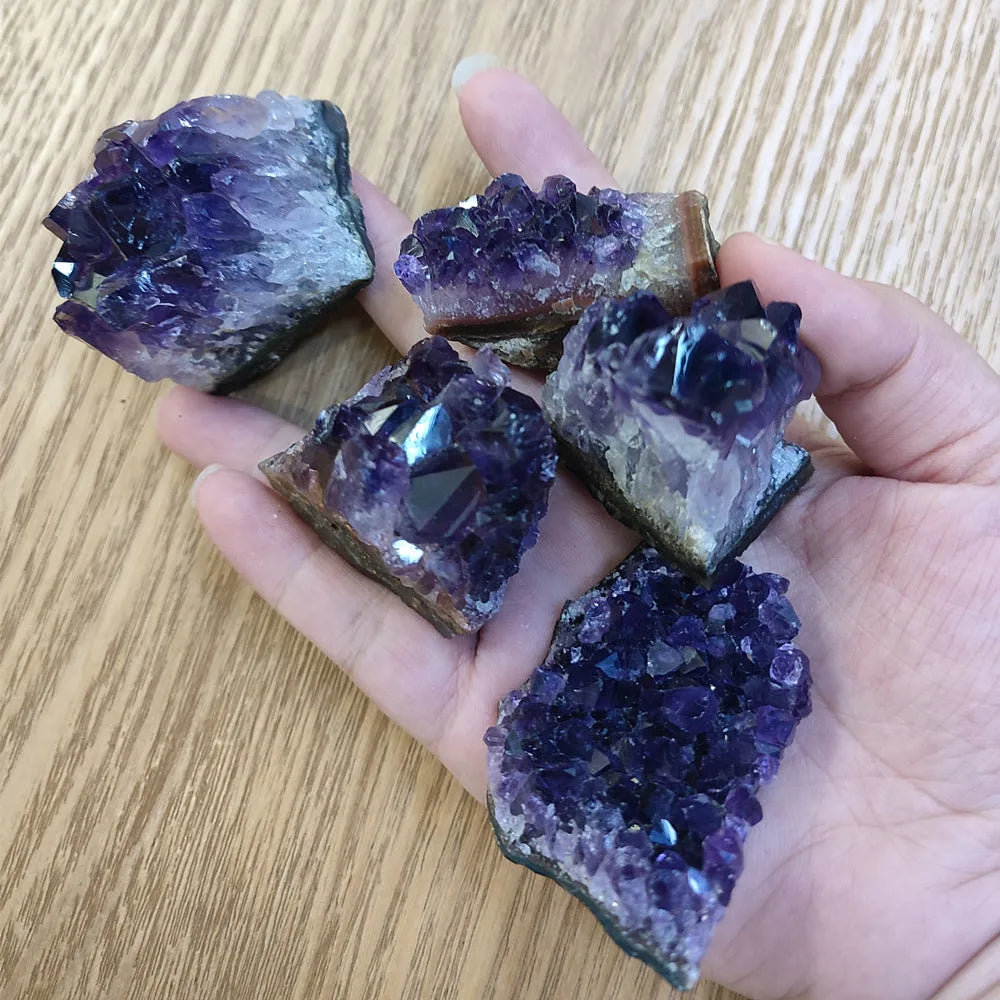 Natural Amethyst Geode Quartz Crystal Point – Healing Mineral Stone for Energy & Home Decor (30–50mm)