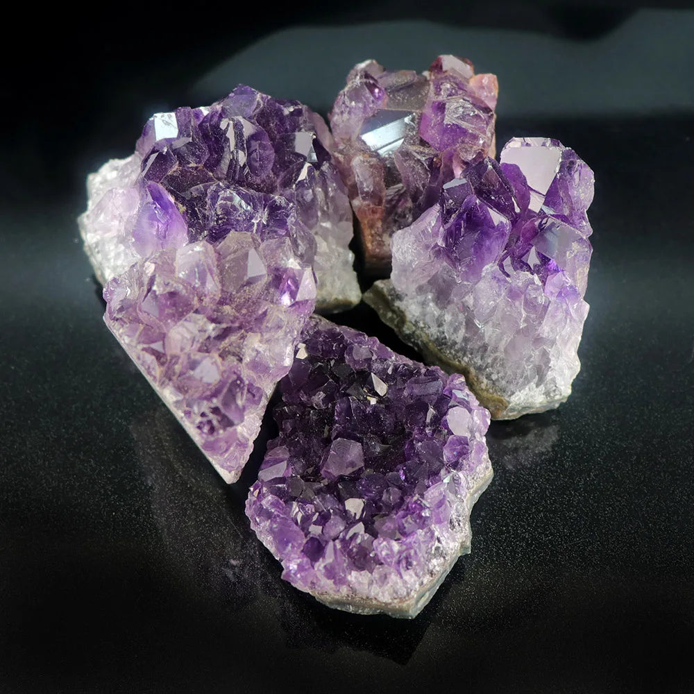 Natural Amethyst Geode Quartz Crystal Point – Healing Mineral Stone for Energy & Home Decor (30–50mm)