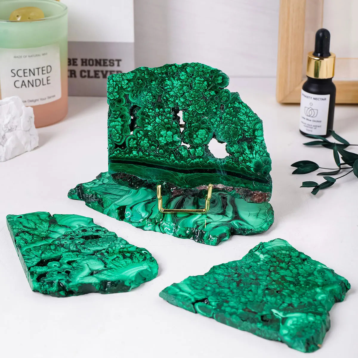 Natural Green Malachite Raw Stone – Healing Crystal Mineral Slab for Divination & Decoration