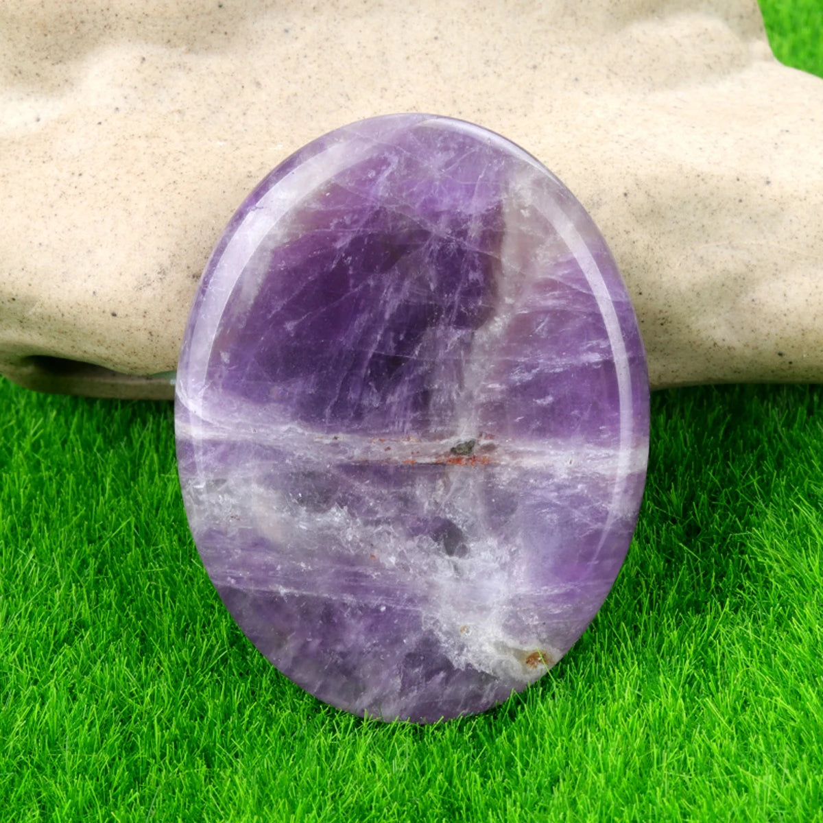 Quartz Thumb Worry Stone – Healing Crystal Oval for Chakra Energy & Meditation