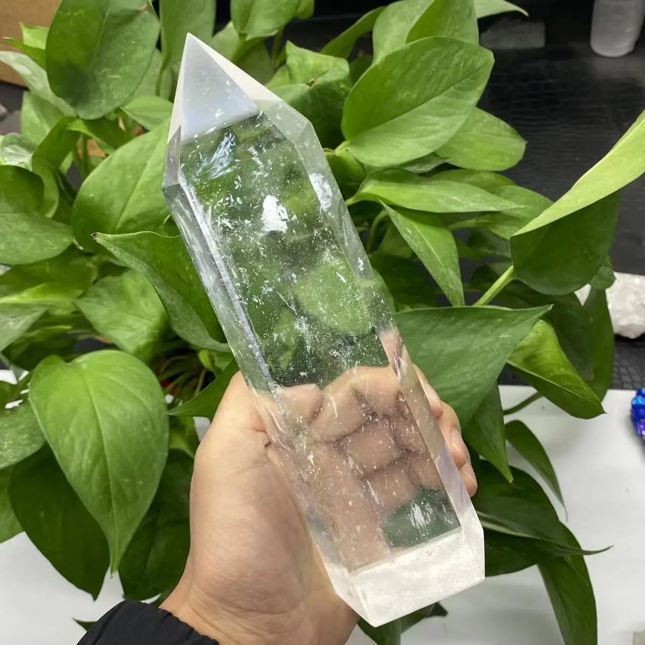 Large Clear Quartz Obelisk – Healing Crystal Wand & Feng Shui Decoration