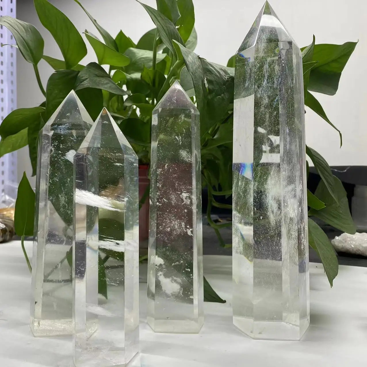 Large Clear Quartz Obelisk – Healing Crystal Wand & Feng Shui Decoration