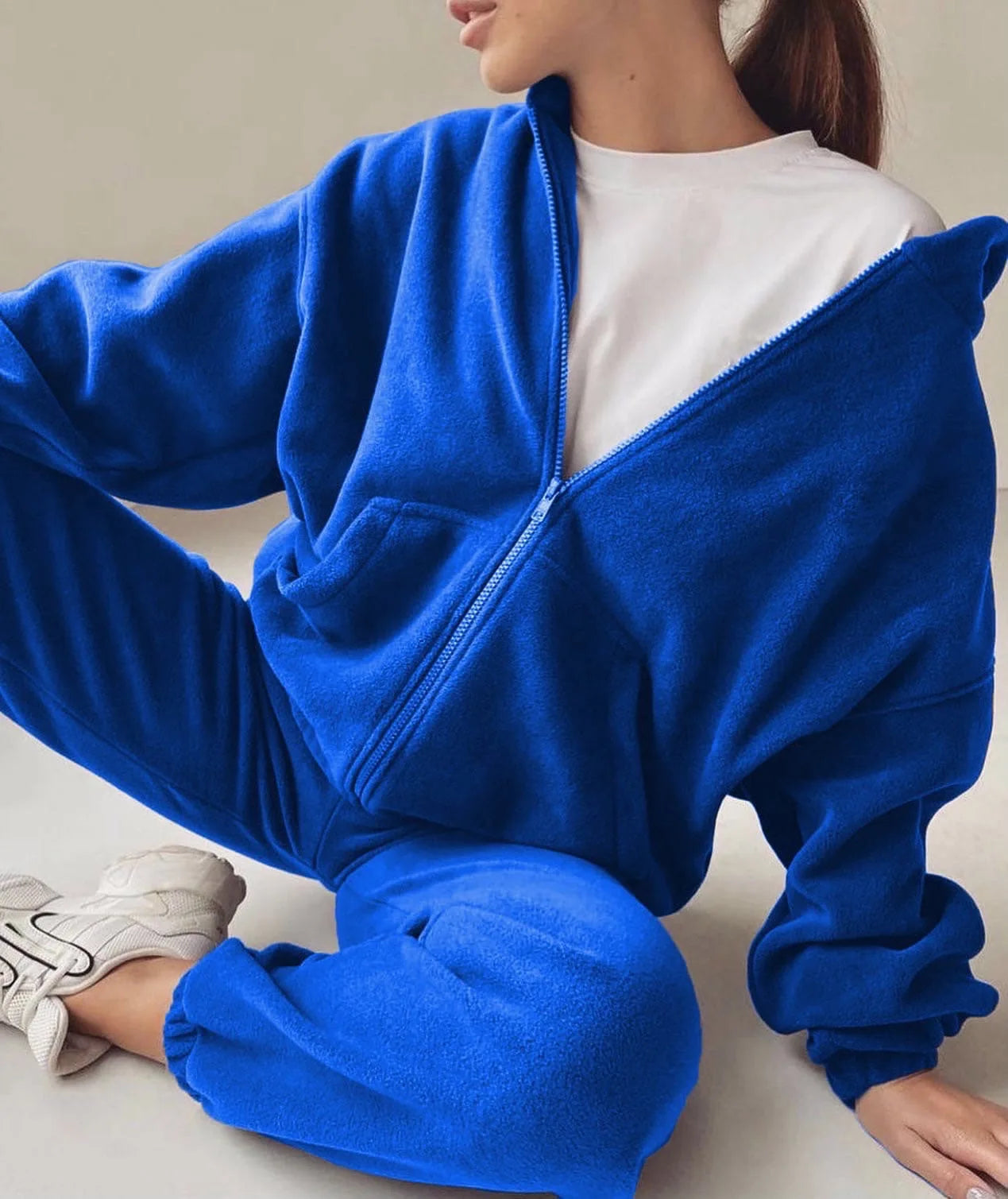 Women’s Two-Piece Loose Sports Sweater & Pants Set