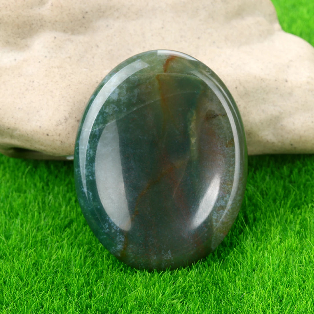 Quartz Thumb Worry Stone – Healing Crystal Oval for Chakra Energy & Meditation