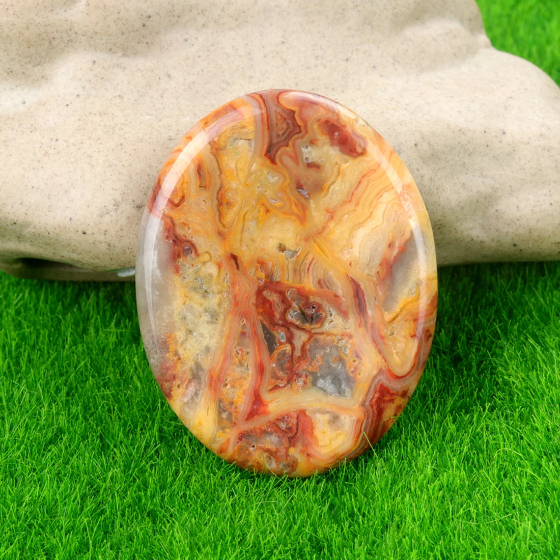 Quartz Thumb Worry Stone – Healing Crystal Oval for Chakra Energy & Meditation